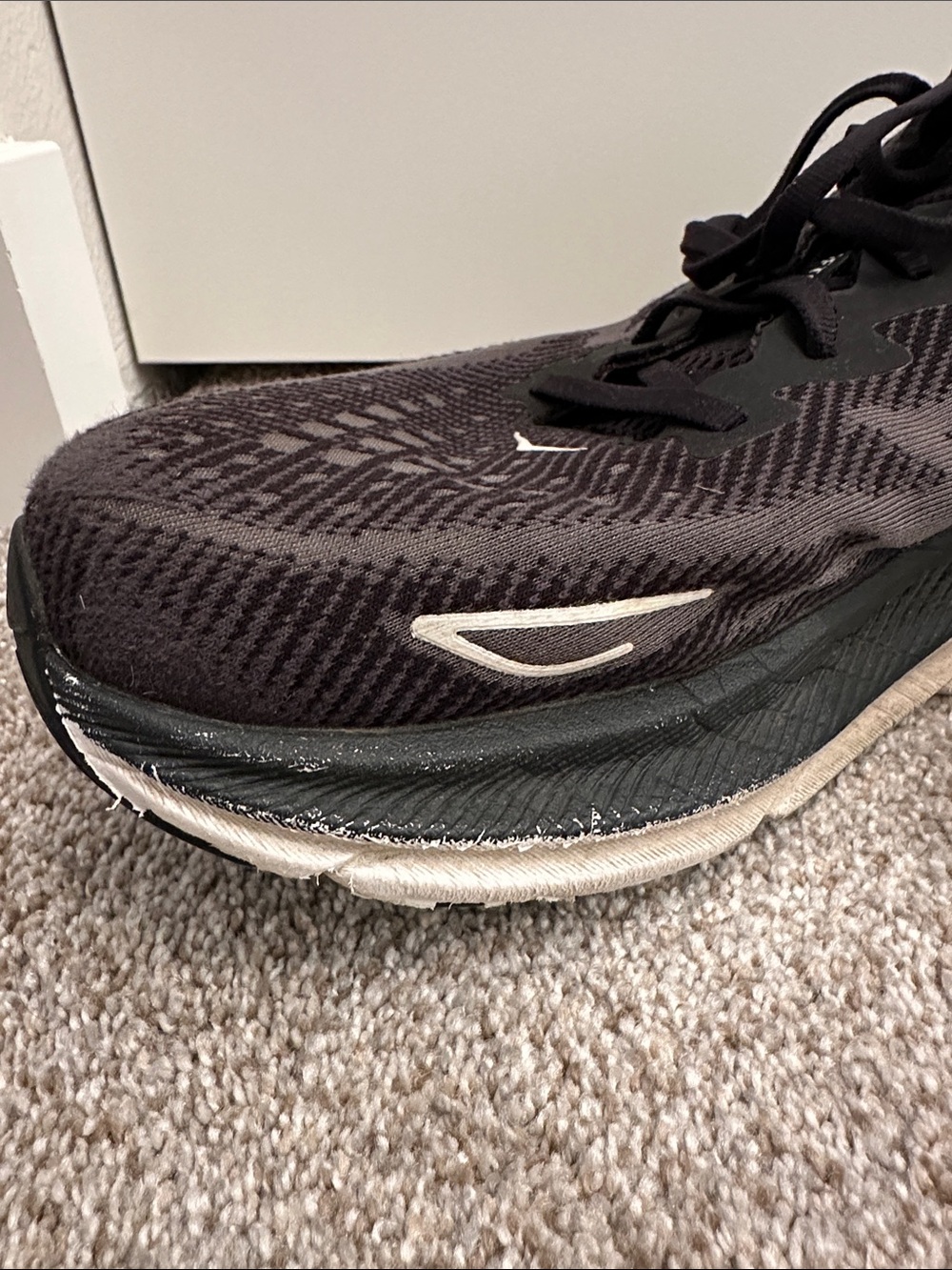 Men’s Black Hoka Clifton 9 - Picture 6 of 6